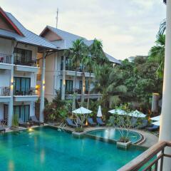 Отель Navatara Phuket Resort бассейн фото 2