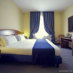 Отель Mercure Genova San Biagio комната для гостей фото 5