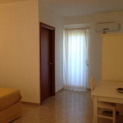 Отель Tenuta Villa Brazzano Скалея сейф в номере