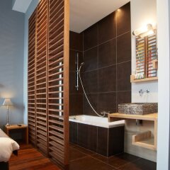 Отель Saint Gery Boutique Hotel Бельгия, Брюссель - отзывы, цены и фото номеров - забронировать отель Saint Gery Boutique Hotel онлайн ванная фото 2
