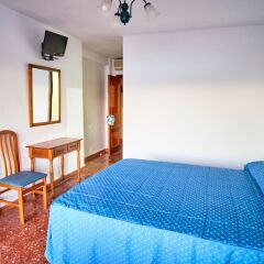 Отель Hostal Sorbas комната для гостей фото 2