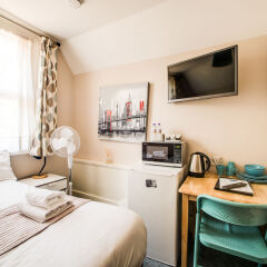 Отель United Lodge Hotel & Apartments Великобритания, Лондон - отзывы, цены и фото номеров - забронировать отель United Lodge Hotel & Apartments онлайн удобства в номере фото 2