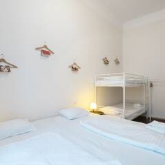 Апартаменты Hybernska Apartments детские мероприятия