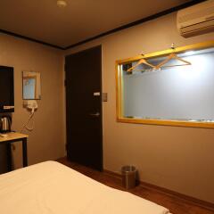 Hotel Grim Jongro Insadong комната для гостей