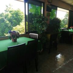 Отель Baan Karon Hill Phuket Resort гостиничный бар