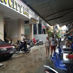 Dubai Nha Trang Hotel парковка