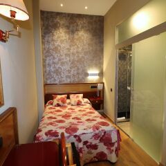 Отель Hostal Hispano - Argentino комната для гостей фото 5