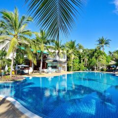 Отель First Bungalow Beach Resort бассейн фото 5