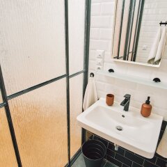 Отель CAMŌ ROOMS - Boutique Aparthotel Чехия, Прага - отзывы, цены и фото номеров - забронировать отель CAMŌ ROOMS - Boutique Aparthotel онлайн ванная