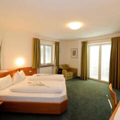 Hotel - Appartements Schmied Hans Сцена комната для гостей