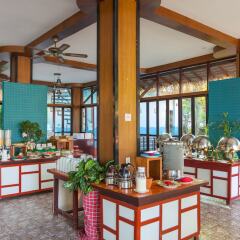 Отель Phi Phi Long Beach Resort & Villa питание фото 2