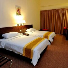 Hotel Tanjong Vista in Kuala Terengganu, Malaysia from 38$, photos, reviews - zenhotels.com guestroom photo 5