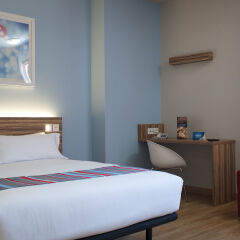 Отель Travelodge Madrid Alcalá Мадрид комната для гостей