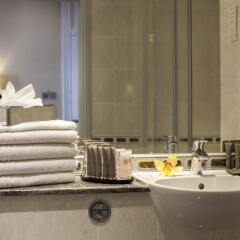 Отель Grange Fitzrovia Hotel Великобритания, Лондон - отзывы, цены и фото номеров - забронировать отель Grange Fitzrovia Hotel онлайн ванная фото 2