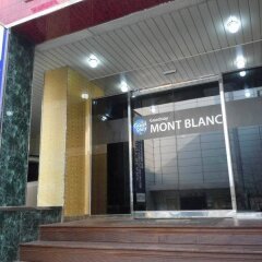 Отель Goodstay Montblanc вид на фасад фото 2