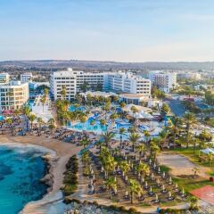Adams Beach Hotel Deluxe Wing - Только для взрослых бассейн фото 3