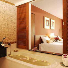 Отель Naithonburi Beach Resort Phuket спа