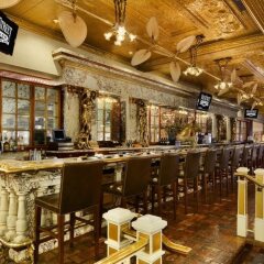 Отель Main Street Station Casino Brewery and Hotel США, Лас-Вегас - отзывы, цены и фото номеров - забронировать отель Main Street Station Casino Brewery and Hotel онлайн гостиничный бар фото 2