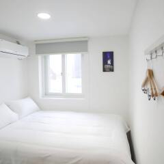 Отель K-Guesthouse Dongdaemun Premium 2 комната для гостей фото 4
