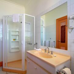Отель Comfort Inn The Pier Австралия, Тасмания - отзывы, цены и фото номеров - забронировать отель Comfort Inn The Pier онлайн ванная фото 2