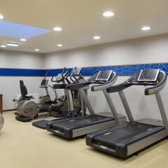 Гостиница Hampton by Hilton Moscow Strogino (Хэмптон бай Хилтон) в Москве - забронировать гостиницу Hampton by Hilton Moscow Strogino (Хэмптон бай Хилтон), цены и фото номеров Москва фитнесс-зал фото 2