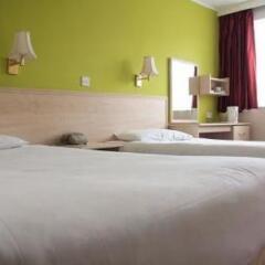 Queens Hotel 3* Стандартный номер с различными типами кроватей фото 33