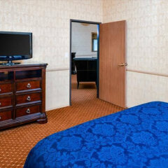Azure Hotel & Suites, Trademark Collection by Wyndham in Ontario, United States of America from 118$, photos, reviews - zenhotels.com guestroom photo 4