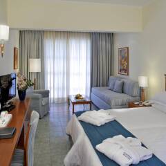 Отель Neptune Hotels Resort and Spa Греция, Калимнос - отзывы, цены и фото номеров - забронировать отель Neptune Hotels Resort and Spa онлайн комната для гостей фото 5