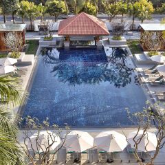 Sedona Hotel Mandalay бассейн
