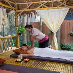 Отель Baan Karon Resort фитнесс-зал фото 3