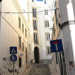 Отель Find Me...Alfama, old quarter