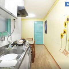 Отель Cozy Place In Itaewon Сеул в номере фото 2