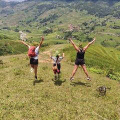 Indigo Snail Boutique Hmong Homestay - Hostel Шапа приотельная территория