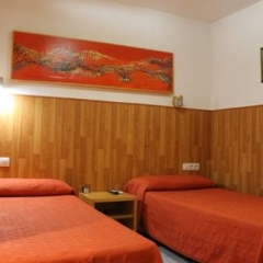 Отель Hostal Oliveta комната для гостей фото 4