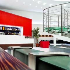 Отель ibis Styles Milano Centro интерьер отеля