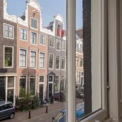 Апартаменты Canal Belt apartments - Rijksmuseum area балкон