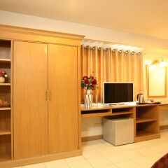 Отель Platinum Villa Бангкок