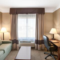 Отель Comfort Suites Plainview комната для гостей фото 5
