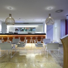 Отель Barceló Bilbao Nervión гостиничный бар фото 2
