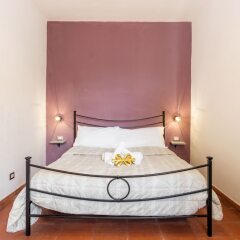 Апартаменты Navona Luxury Apartment сейф в номере