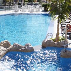 Отель Sandos Monaco Beach Hotel & Spa - Только для взрослых - Все включено Испания, Бенидорм - отзывы, цены и фото номеров - забронировать отель Sandos Monaco Beach Hotel & Spa - Только для взрослых - Все включено онлайн бассейн