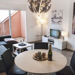 Отель Lovely Penthouse with Sea View Ref 9 Торремолинос комната для гостей фото 2