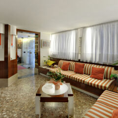 Hotel Caprera интерьер отеля фото 2