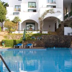 Отель Aparthotel Esquinzo Y Monte Del Mar бассейн