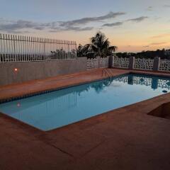 Отель Rockhampton Retreat Guest House бассейн