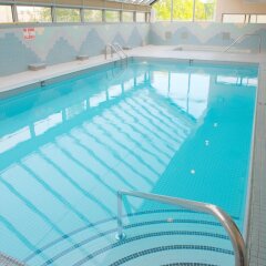 Отель Sandman Hotel Vancouver City Centre Канада, Ванкувер - отзывы, цены и фото номеров - забронировать отель Sandman Hotel Vancouver City Centre онлайн бассейн
