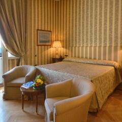 Grand Hotel Vesuvio in Naples, Italy from 496$, photos, reviews - zenhotels.com guestroom