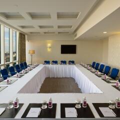 Гостиница Crowne Plaza Moscow World Trade Centre в Москве - забронировать гостиницу Crowne Plaza Moscow World Trade Centre, цены и фото номеров Москва помещение для мероприятий