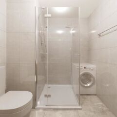 Отель Ermou Suites by Livin Urbban ванная фото 10