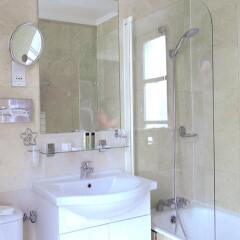 Отель Hôtel Derby Eiffel ванная